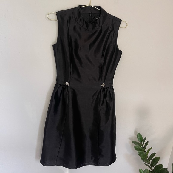 L’ECOLE DES FEMMES Black High Neck Dress Size Small - Picture 1 of 7